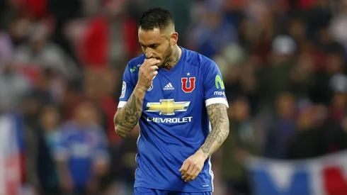 Mauricio Pinilla desconfía del título de Universidad de Chile.
