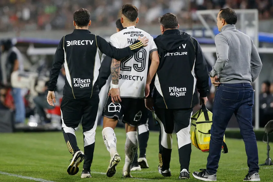 Paiva salió lesionado ante Alianza Lima. | Foto: Photosport