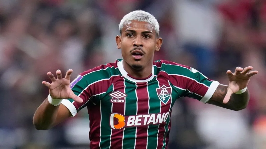 John Kennedy, uno de los cracks de Fluminense, es uno de los jugadores separados del plantel