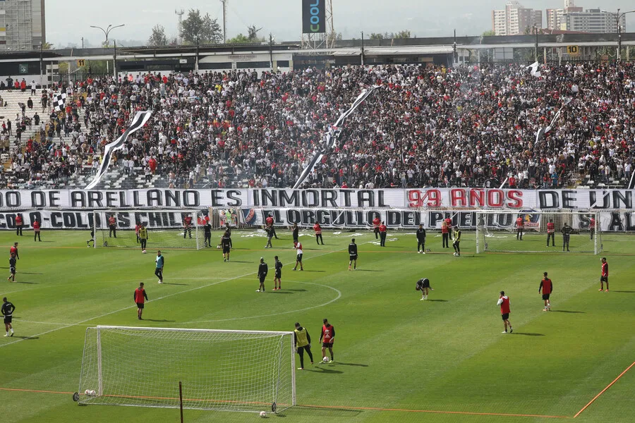 Al Estadio Monumental le llora una remodelación urgente. | Foto: Photosport