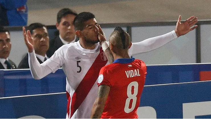 Ex Cobreloa y Alianza le para los carros a Zambrano.