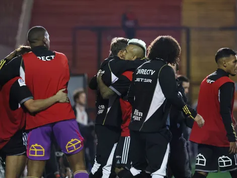 FOTOS: Bus de Colo Colo fue apedreado a la salida del Estadio Santa Laura