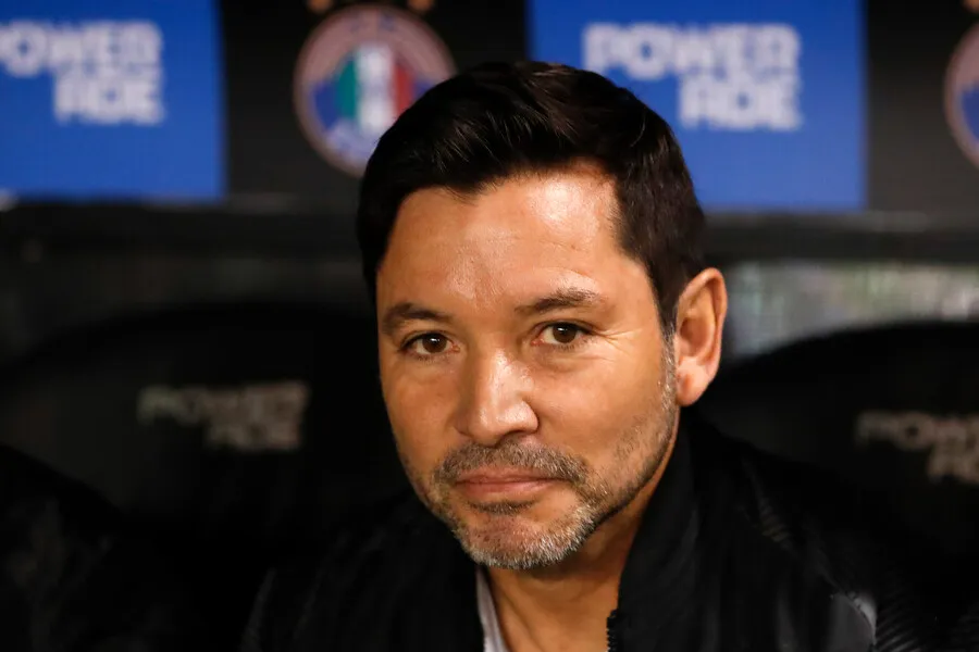 Arrué busca sacar a los audinos de la incómoda posición (Photosport)