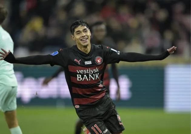 Osorio celebrando uno de sus goles en Dinamarca (Archivo)