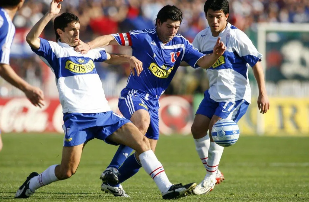 Imboden y uno de los tantos clásicos que jugó ante la U (Archivo)