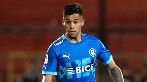 Aravena estaba en duda por una singular razón.