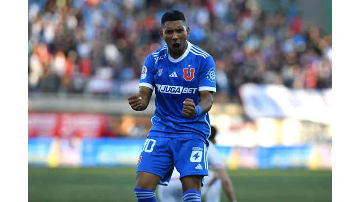 Gustavo Álvarez mete mano al 11 de la U