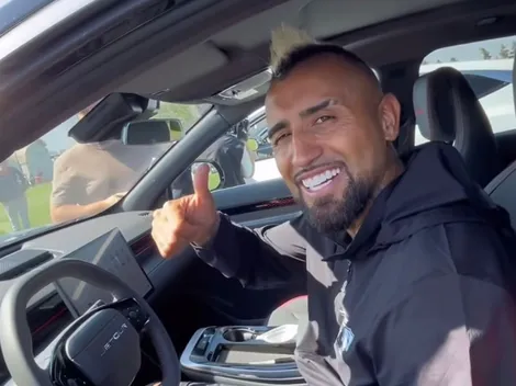Vidal saca pecho por los autos que recibió Colo Colo: "Nos vamos acercando a los europeos"