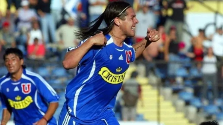 Hugo Droguett le recomendó buscar club a jugador de Universidad de Chile.
