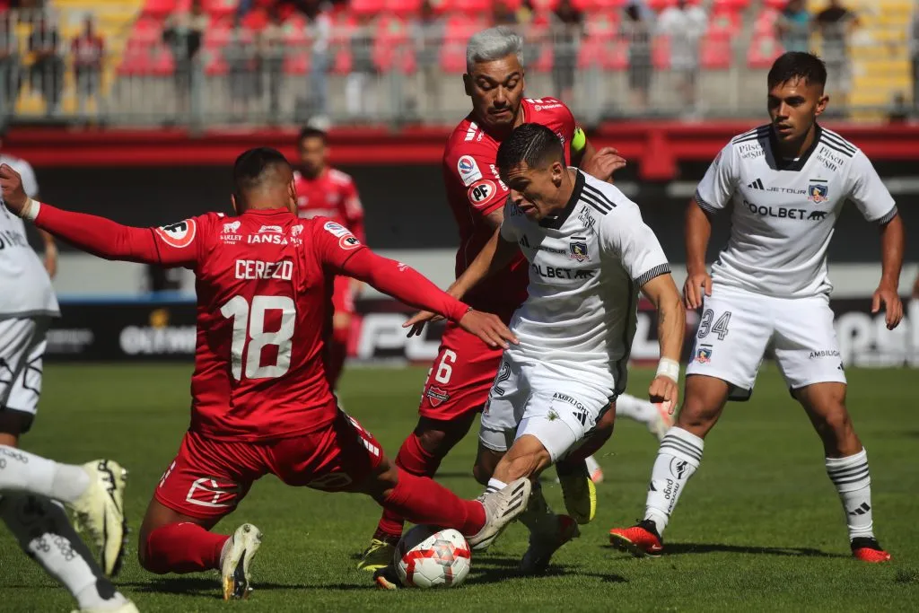 Lucas Cepeda no ha vuelto a jugar tras la goleada (3-0) que le brindó Ñublense a Colo Colo en Chillán. (Foto: Jonnathan Oyarzún/Photosport)