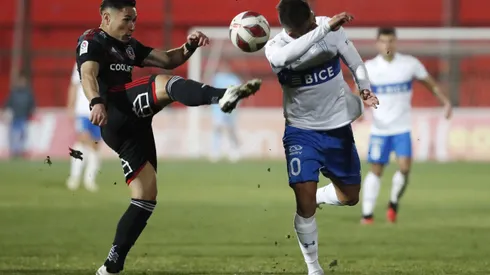 Unievrsidad Católica y Colo Colo se verán las caras el sábado en el Estadio Santa Laura. (Foto: Jonnathan Oyarzún/Photosport)
