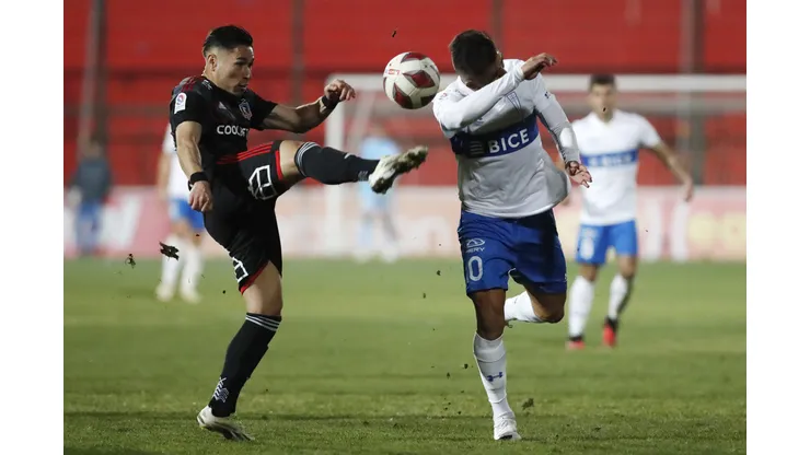 Unievrsidad Católica y Colo Colo se verán las caras el sábado en el Estadio Santa Laura. (Foto: Jonnathan Oyarzún/Photosport)