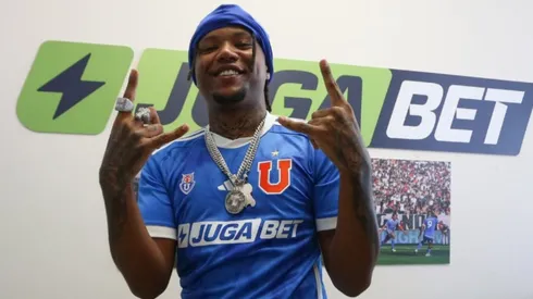 El cantante urbano presenció in situ el empate de la U ante Coquimbo.