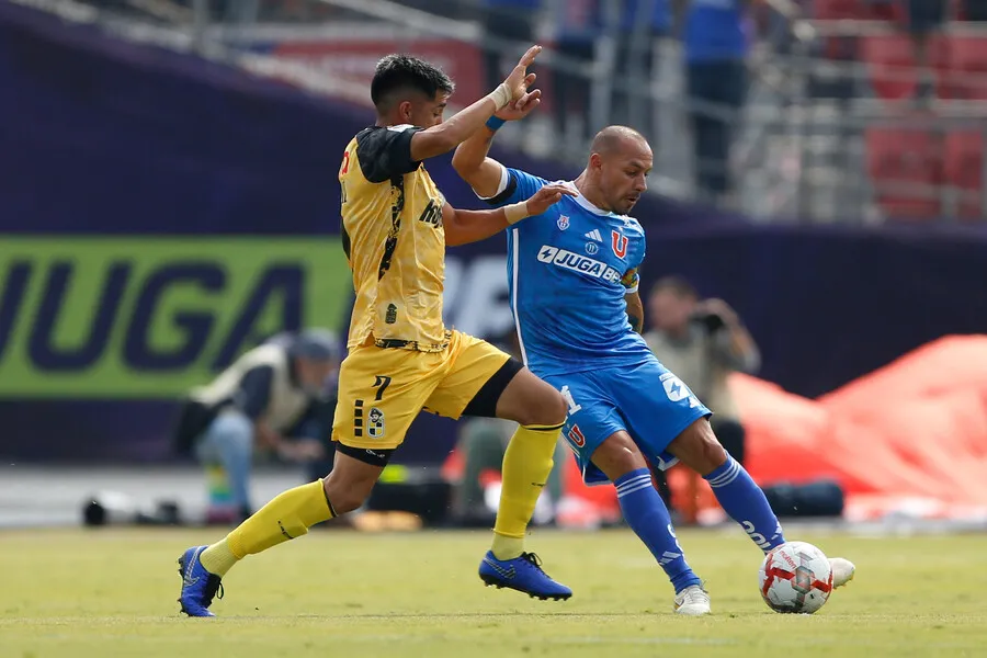 Marcelo Díaz solo jugó el primer tiempo ante Coquimbo Unido (Photosport)