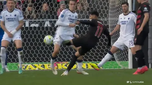 Darío Osorio marcó un golazo en la Superliga Danesa.