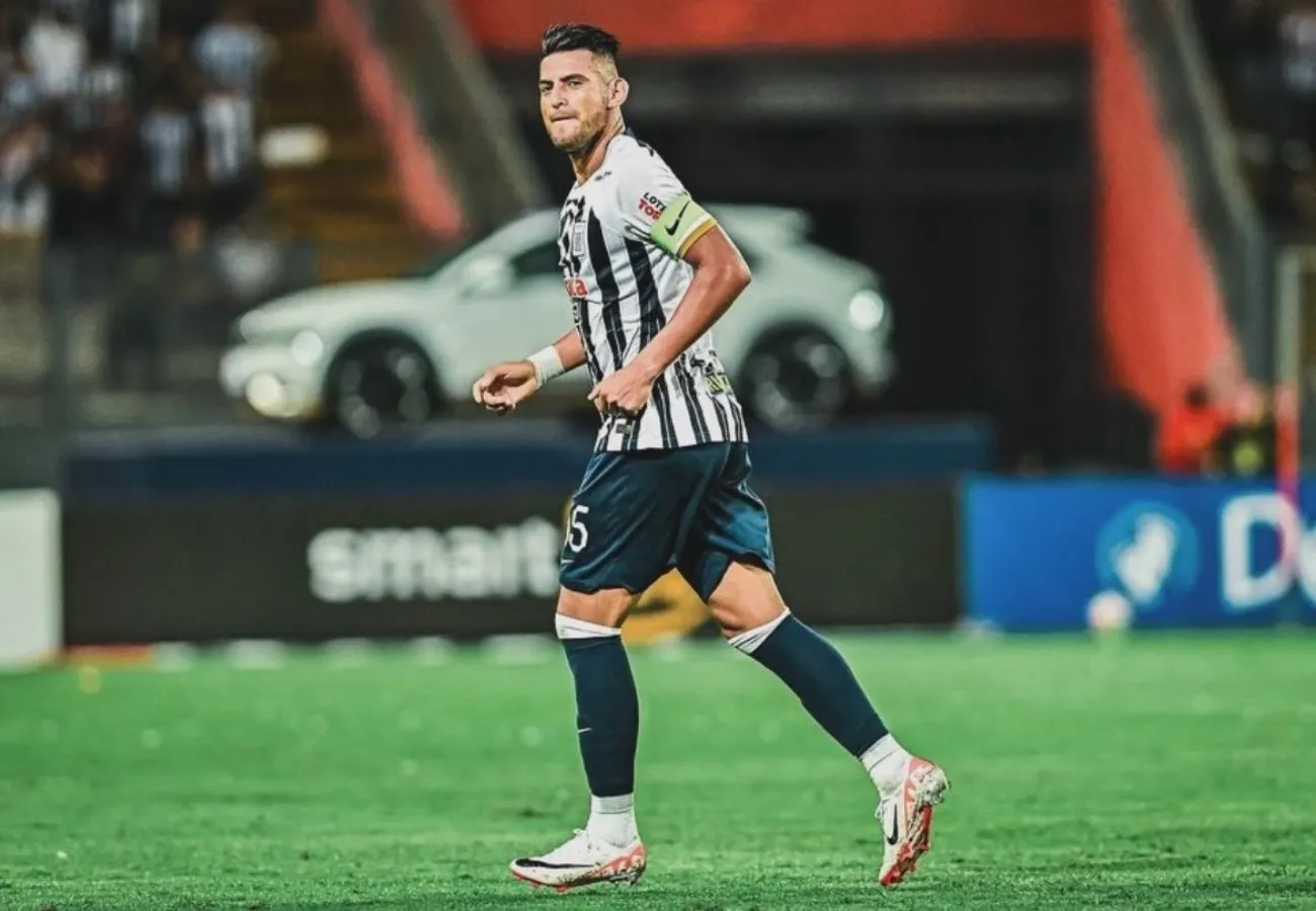 Carlos Zambrano, el patrón de la defensa peruana