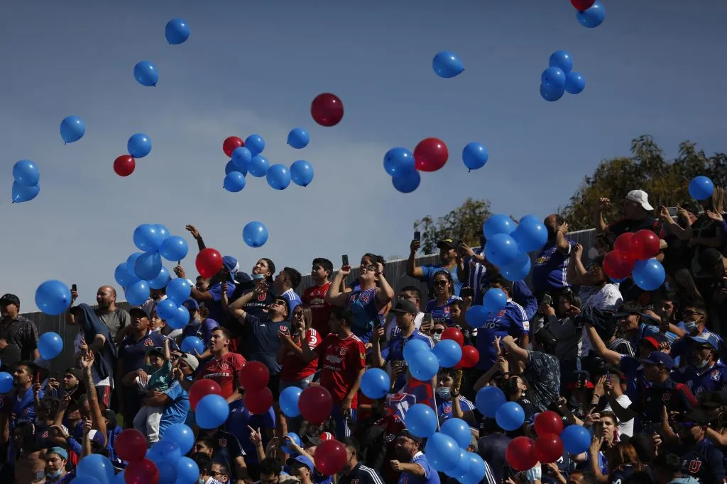 Los simpatizantes bullangueros llegaran en masa hasta el Coloso de Ñuñoa | FOTO: Raul Zamora/Photosport