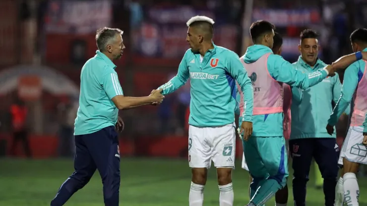 Gustavo Álvarez define el "11" azul para enfrentar a Coquimbo Unido