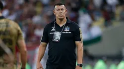 Jorge Almirón y sus dos cortados en Colo Colo