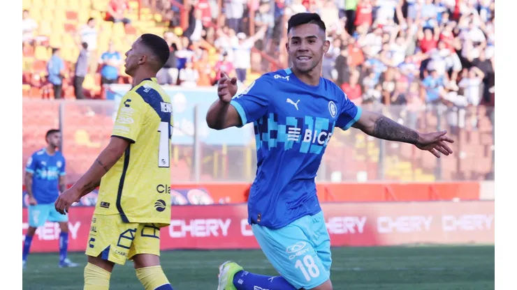 Alexander Aravena interesa en el fútbol italiano y español. (Foto: Photosport)