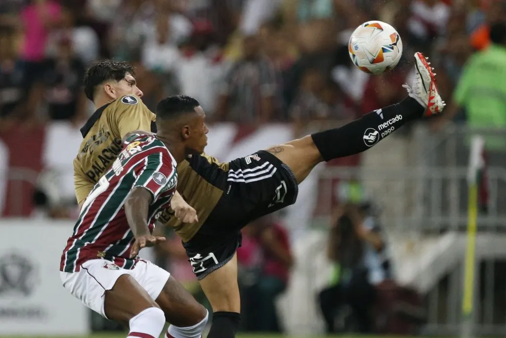 Palacios no tuvo su mejor partido con la camiseta del Cacique | FOTO: Pier Giorgio/Photosport