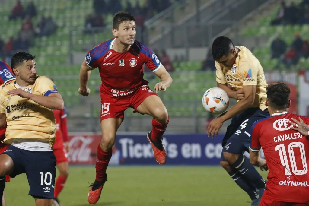 Unión La Calera cayó ante la UC de Ecuador.