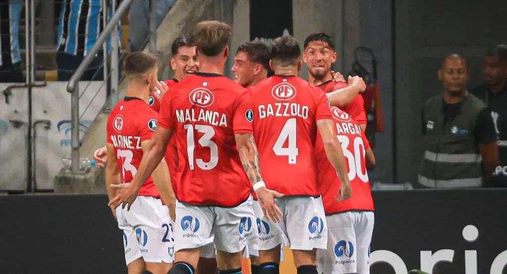 Huachipato celebró con todo los tres puntos en la Copa Libertadores | FOTO: Photosport