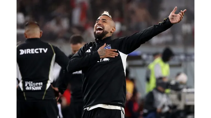 Arturo Vidal recibe el apoyo de un ex compañero en Brasil. (Foto: Jonnathan Oyarzún/Photosport)