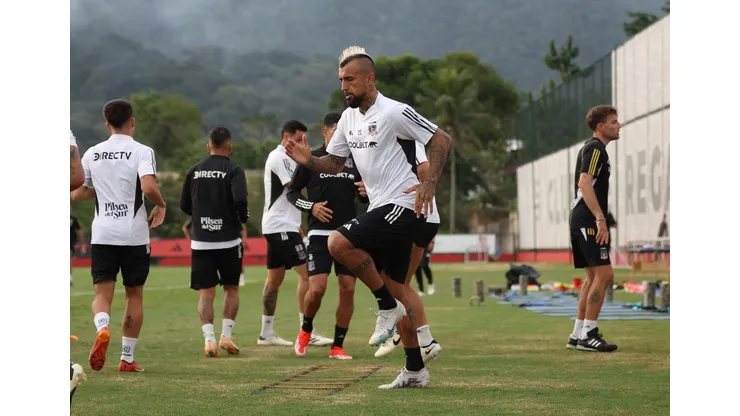 Arturo Vidal lidera a Colo Colo en Río de Janeiro. (Foto: Colo Colo)