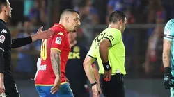 Emiliano Vecchio insultó al juez Diego Flores y recibió la primera parte de su castigo.