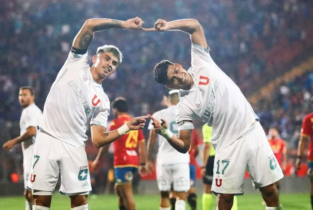 Maximiliano Guerrero y Fabián Hormazábal brillan en Universidad de Chile. Fueron elogiados por Hugo Droguett.