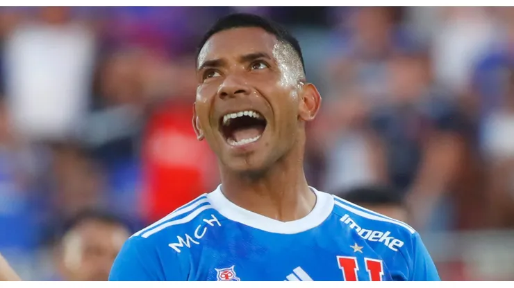 Álvarez debió mover las piezas para reemplazar al Chorri Palacios.