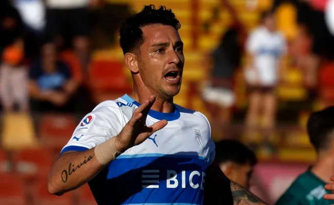 Fernando Zampedri puede ser baja en Universidad Católica.