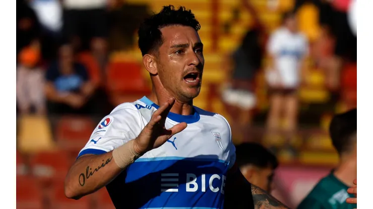 Fernando Zampedri puede ser baja en Universidad Católica.