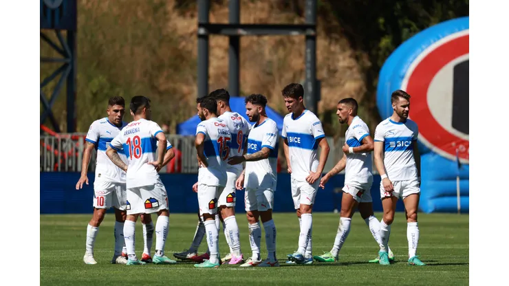 UNIVERSIDAD CATÓLICA tiene formación confirmada para recibir a Cobresal.