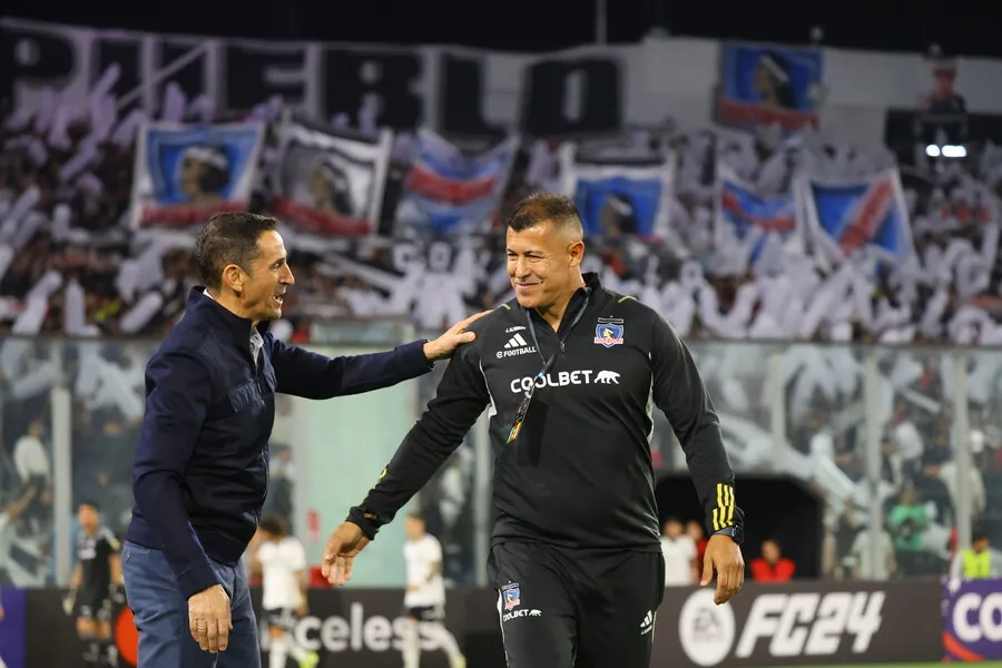 Jorge Almirón lleva 4 ganados y un empatado con Colo Colo en Libertadores. | Foto: Photosport