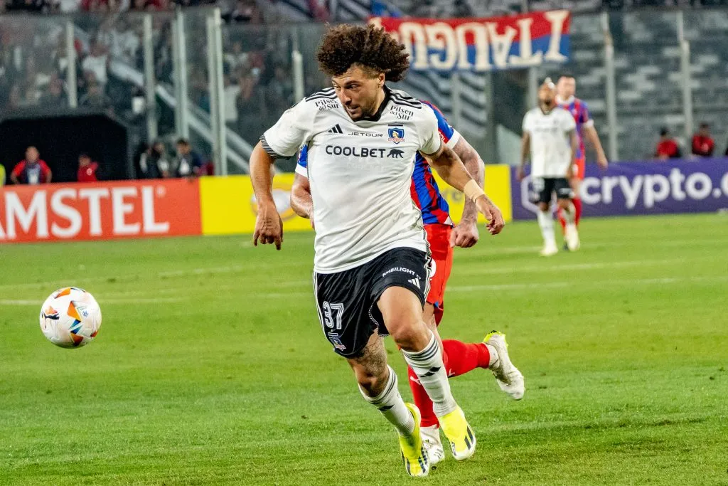 Jorge Almirón finalmente no tomó medidas con Maximiliano Falcón en Colo Colo. (Foto: Guillermo Salazar)