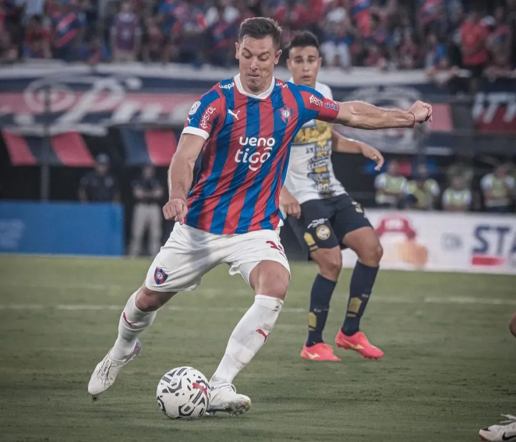 El ex Unión Española Diego Churín, no estará disponible para la visita de Cerro Porteño a Colo Colo por una lesión muscular. (Foto: Instagram)