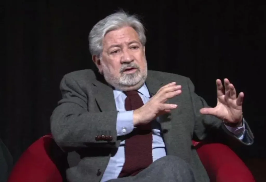 Alfredo Stohwing apuntó a Eduardo Loyola tras el regreso de Aníbal Mosa a la presidencia de Blanco y Negro.