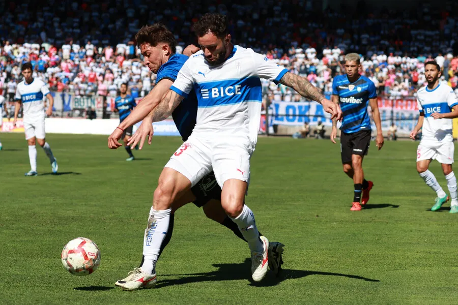 Universidad Católica sumó amargo empate ante Huachipato. | Foto: Photosport