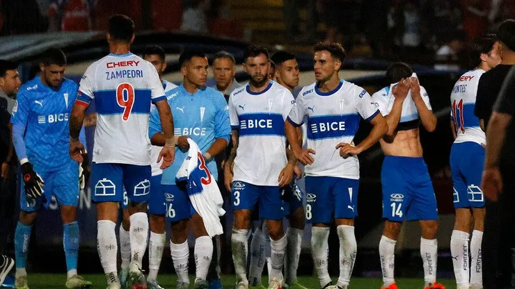 La dura noticia que recibe la Universidad Católica dentro del mercado