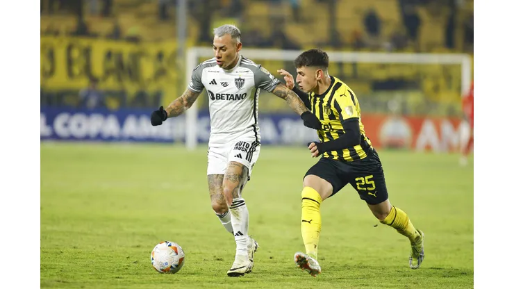 Revelan enojo de Eduardo Vargas en Atlético Mineiro.