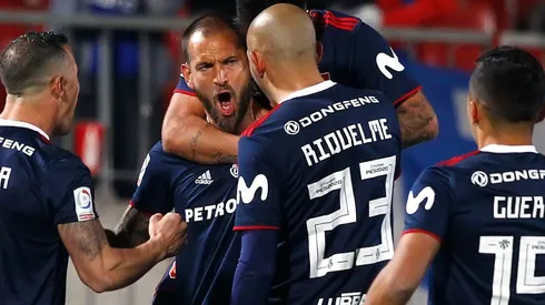Lucas Aveldaño celebrando su único tanto en la Universidad de Chile.