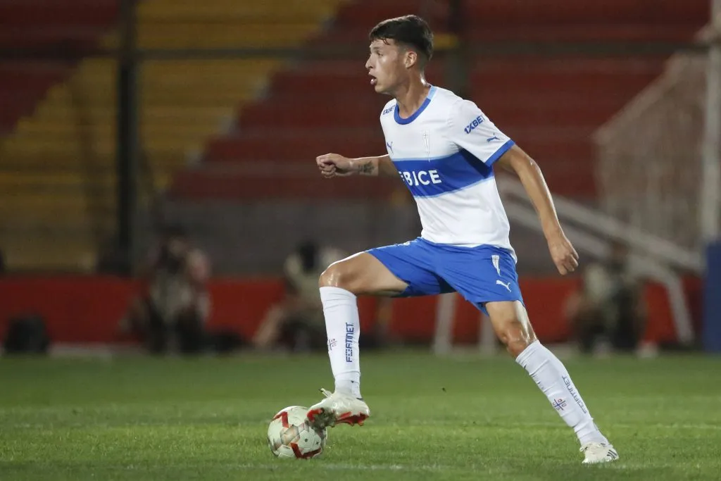 Alfred Canales se vistió de héroe en el Clásico Universitario y anotó el único tanto del compromiso. (Foto: Photosport)