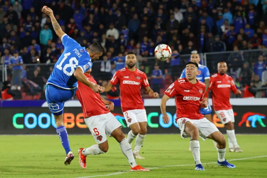 Pons estuvo muy cerca de anotar ante Ñublense (Photosport)