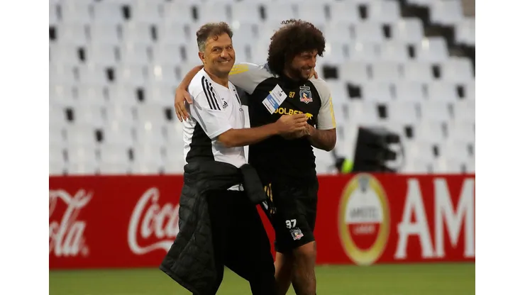 Aníbal Mosa viajó a Asunción tras recibir el alta médica. (Foto: Photosport)