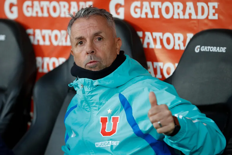 Álvarez fue criticado por Rodrigo Vera. | Foto: Photosport