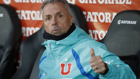 Peruano que fue dirigido por Gustavo Álvarez se ofreció a jugar en Universidad de Chile.