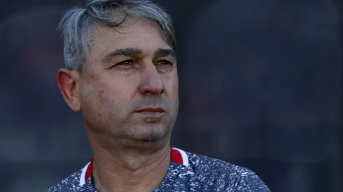 Dalcio Giovagnoli en la mira de Óscar Wirth.