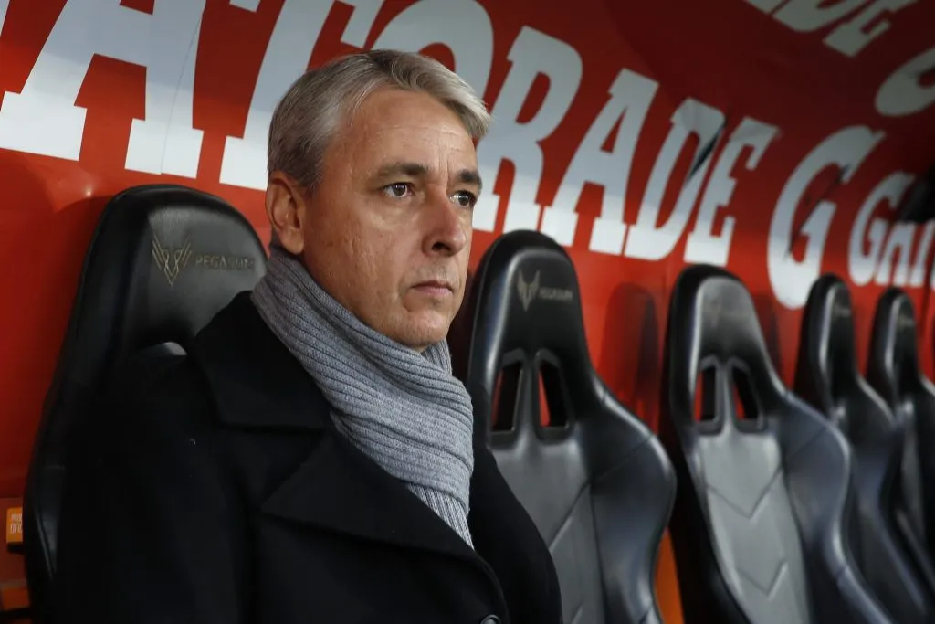 Tiago Nunes asegura que en la UC se hablará de mercado de fichajes una vez finalizada la primera rueda. (Foto: Photosport)